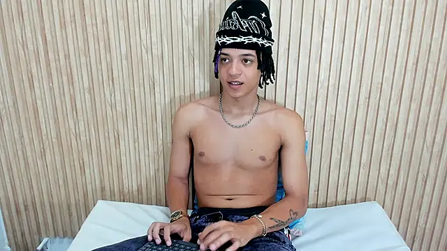 Snapshot of MARSHALL_SPENCER chatting on 9, 10, 2025 MARSHALL SPENCER online show from 9, 10, 2025