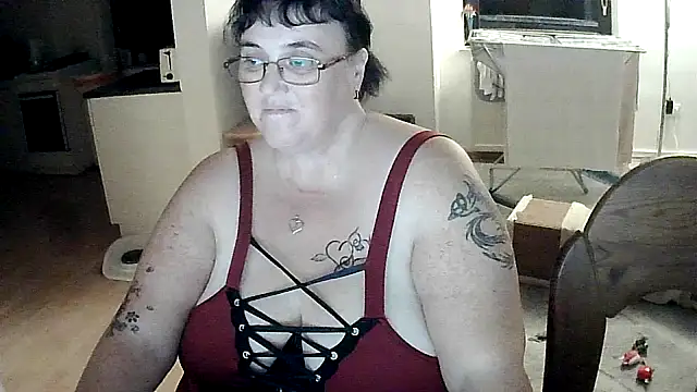 Minou1610 online show from 2, 10, 2025