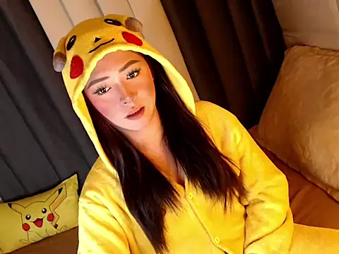 yourdevilsweettsx online show from 19, 3, 2026