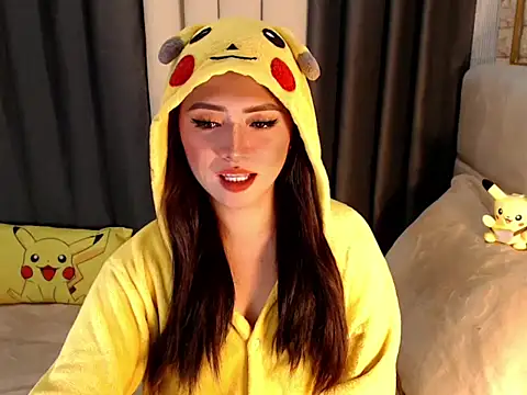 yourdevilsweettsx online show from 18, 4, 2026