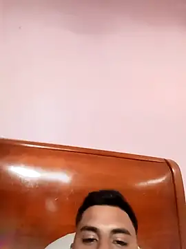 Snapshot of Onelioluna chatting on 22, 9, 2025 Onelioluna online show from 22, 9, 2025