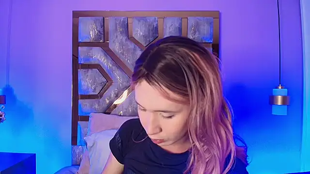 Electra Gosselin online show from 25, 9, 2025