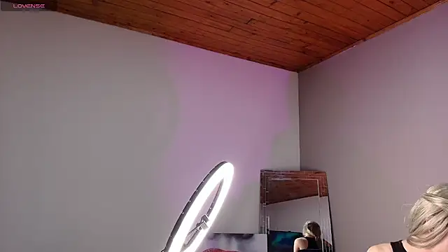 Electra Gosselin online show from 31, 10, 2025