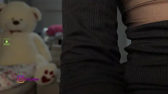 Snapshot of SofI-Play chatting on 19, 10, 2025 SofI-Play online show from 19, 10, 2025