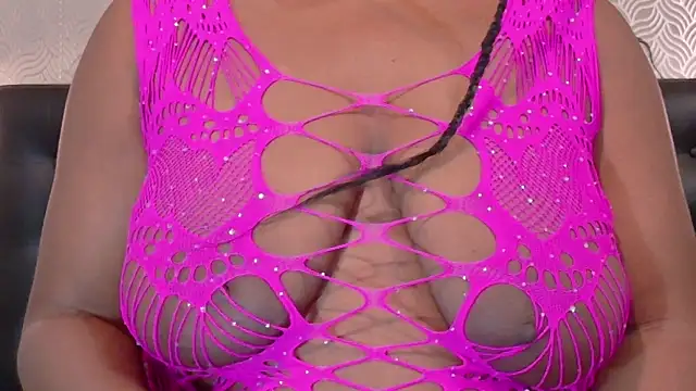 NaiaraMasson  online show from 15, 7, 2026