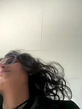 Snapshot of LilyRouset chatting on 16, 9, 2025 LilyRouset online show from 16, 9, 2025