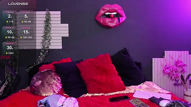 kinky momm online show from 6, 6, 2026