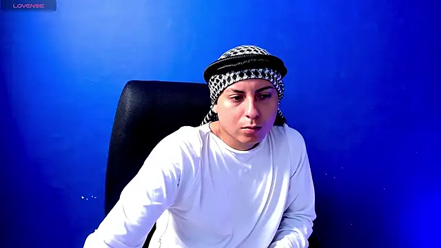 Snapshot of Sahira_and_Zaid chatting on 9, 10, 2025 Sahira and Zaid online show from 9, 10, 2025