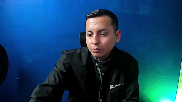 Snapshot of Sahira_and_Zaid chatting on 2, 12, 2025 Sahira and Zaid online show from 2, 12, 2025