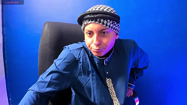 Snapshot of Sahira_and_Zaid chatting on 8, 10, 2025 Sahira and Zaid online show from 8, 10, 2025