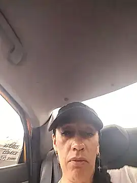 Shantey Laurent online show from 18, 11, 2025