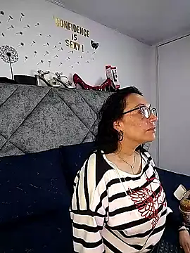 Shantey Laurent online show from 23, 3, 2026