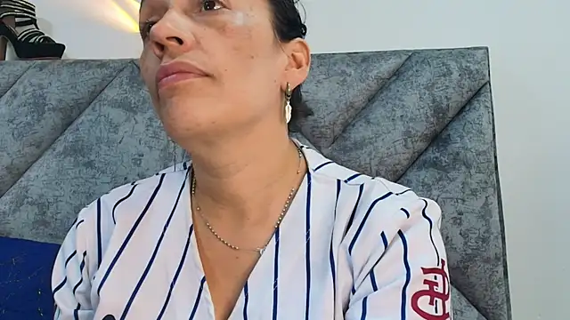 Shantey Laurent online show from 22, 11, 2025