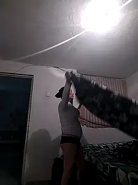 Shantey Laurent online show from 27, 10, 2025