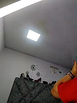 Shantey Laurent online show from 10, 2, 2026