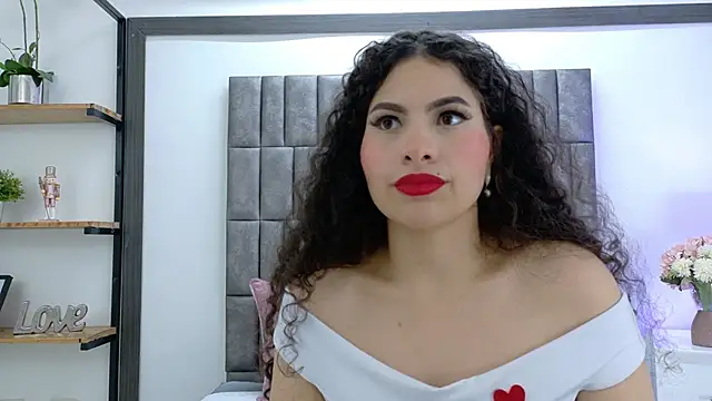 Skyler Fox  online show from 2, 2, 2026