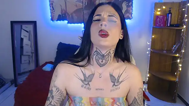 Snapshot of Maddy_Vicius19 chatting on 23, 7, 2026 Maddy Vicius19 online show from 23, 7, 2026