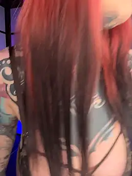 Snapshot of Sabien_DeMonia chatting on 4, 5, 2026 Sabien DeMonia online show from 4, 5, 2026