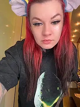 Snapshot of Sabien_DeMonia chatting on 26, 4, 2026 Sabien DeMonia online show from 26, 4, 2026