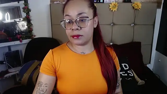 MIA  SPENCER online show from 10, 11, 2025