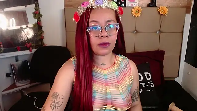 MIA  SPENCER online show from 13, 11, 2025