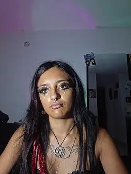 carolinerue online show from 5, 11, 2025