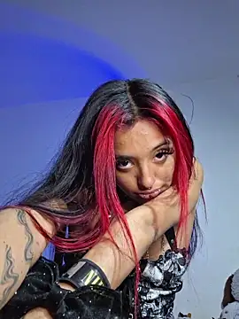 carolinerue online show from 6, 3, 2026