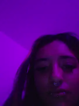 carolinerue online show from 4, 5, 2026