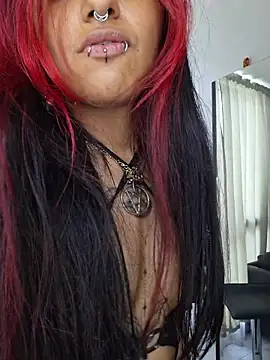 carolinerue online show from 31, 3, 2026