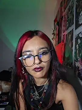 carolinerue online show from 10, 2, 2026