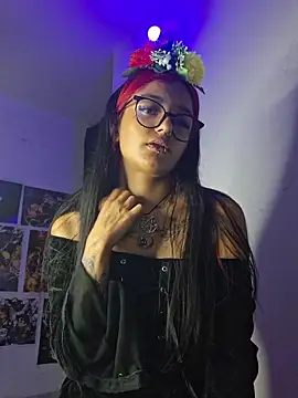 Snapshot of carolinerue chatting on 21, 6, 2026 carolinerue online show from 21, 6, 2026