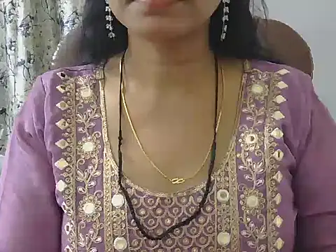 MISS SOMIYA online show from 12, 4, 2026