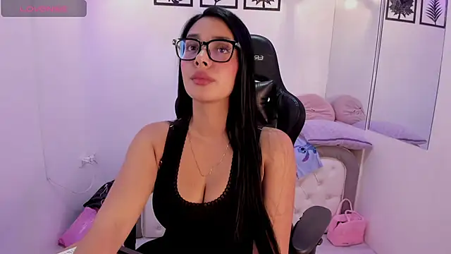 kendall  smiith  online show from 15, 9, 2025