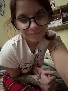 Brutecia2002 online show from 13, 12, 2025