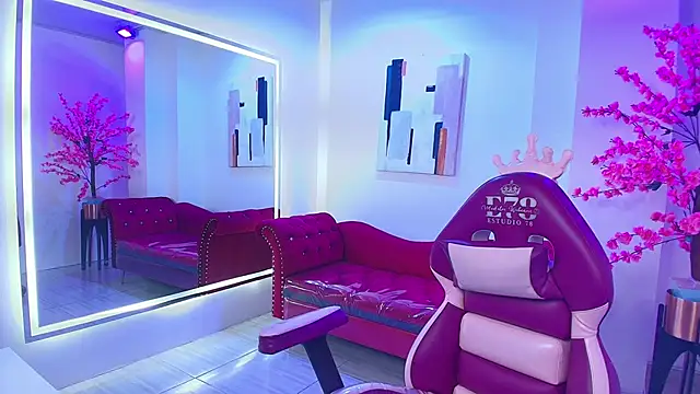 Black roseee online show from 11, 3, 2026