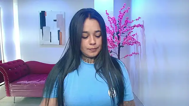 Snapshot of Black_roseee chatting on 7, 11, 2025 Black roseee online show from 7, 11, 2025