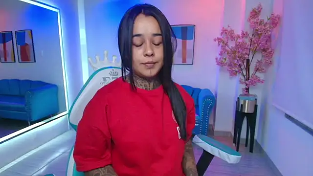 Black roseee online show from 17, 5, 2026
