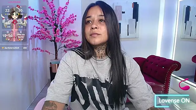 Snapshot of Black_roseee chatting on 27, 11, 2025 Black roseee online show from 27, 11, 2025