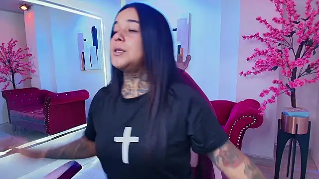 Black roseee online show from 6, 3, 2026