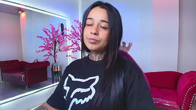 Black roseee online show from 6, 2, 2026