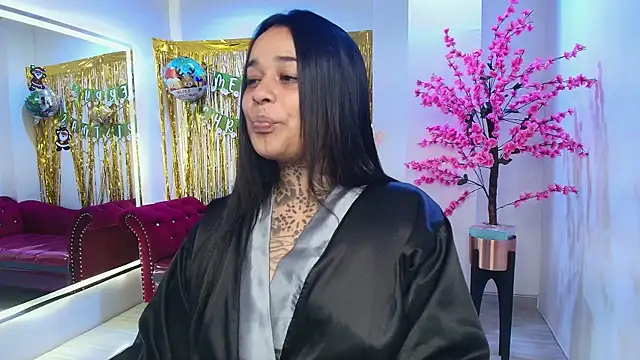 Black roseee online show from 20, 12, 2025