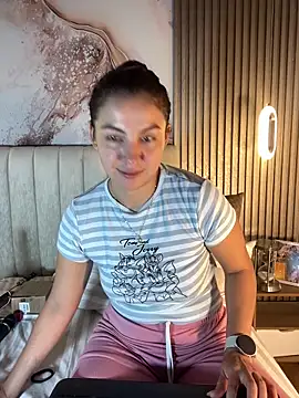 Dakota Evanns online show from 11, 4, 2026