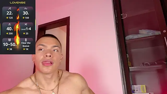 Snapshot of adriel_escalante chatting on 2, 6, 2026 adriel escalante online show from 2, 6, 2026