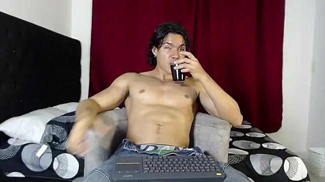 adriel escalante online show from 10, 1, 2026