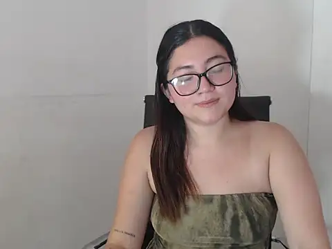 MiaFoxx5 online show from 8, 9, 2025