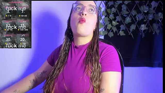 Snapshot of SussanMillerr_ chatting on 15, 9, 2025 SussanMillerr  online show from 15, 9, 2025