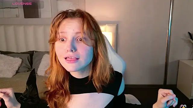 Snapshot of AlisHanson chatting on 30, 10, 2025 AlisHanson online show from 30, 10, 2025