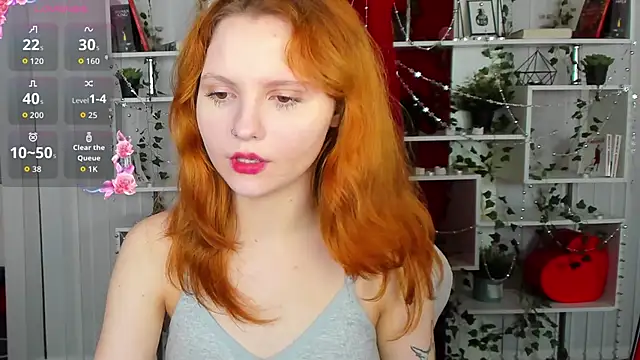 Snapshot of AlisHanson chatting on 7, 11, 2025 AlisHanson online show from 7, 11, 2025