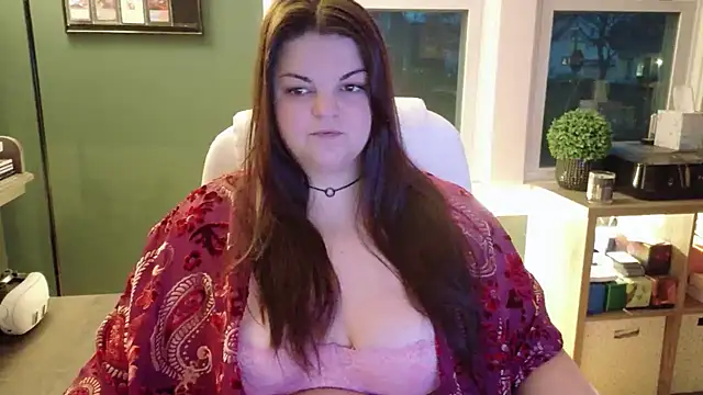 PlayWithBrittany online show from 30, 11, 2025