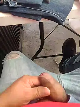 Santiagoqro85 online show from 7, 10, 2025